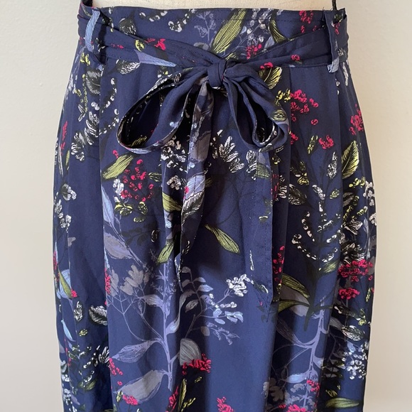 Banana Republic skirt midi nature theme - Picture 3 of 9